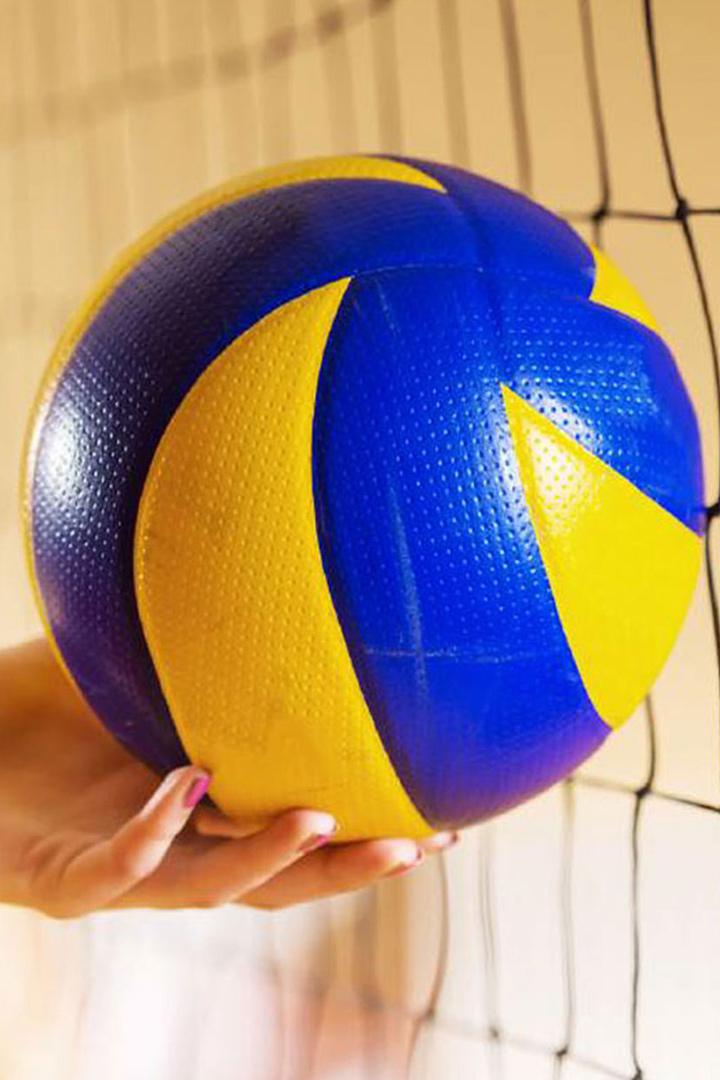 Волейбол. Кубок России. Мужчины. 1/2 финала. "Локомотив" (Новосибирск) - "Югра-Самотлор" (Нижневартовск). Трансляция из Ханты-Мансийска